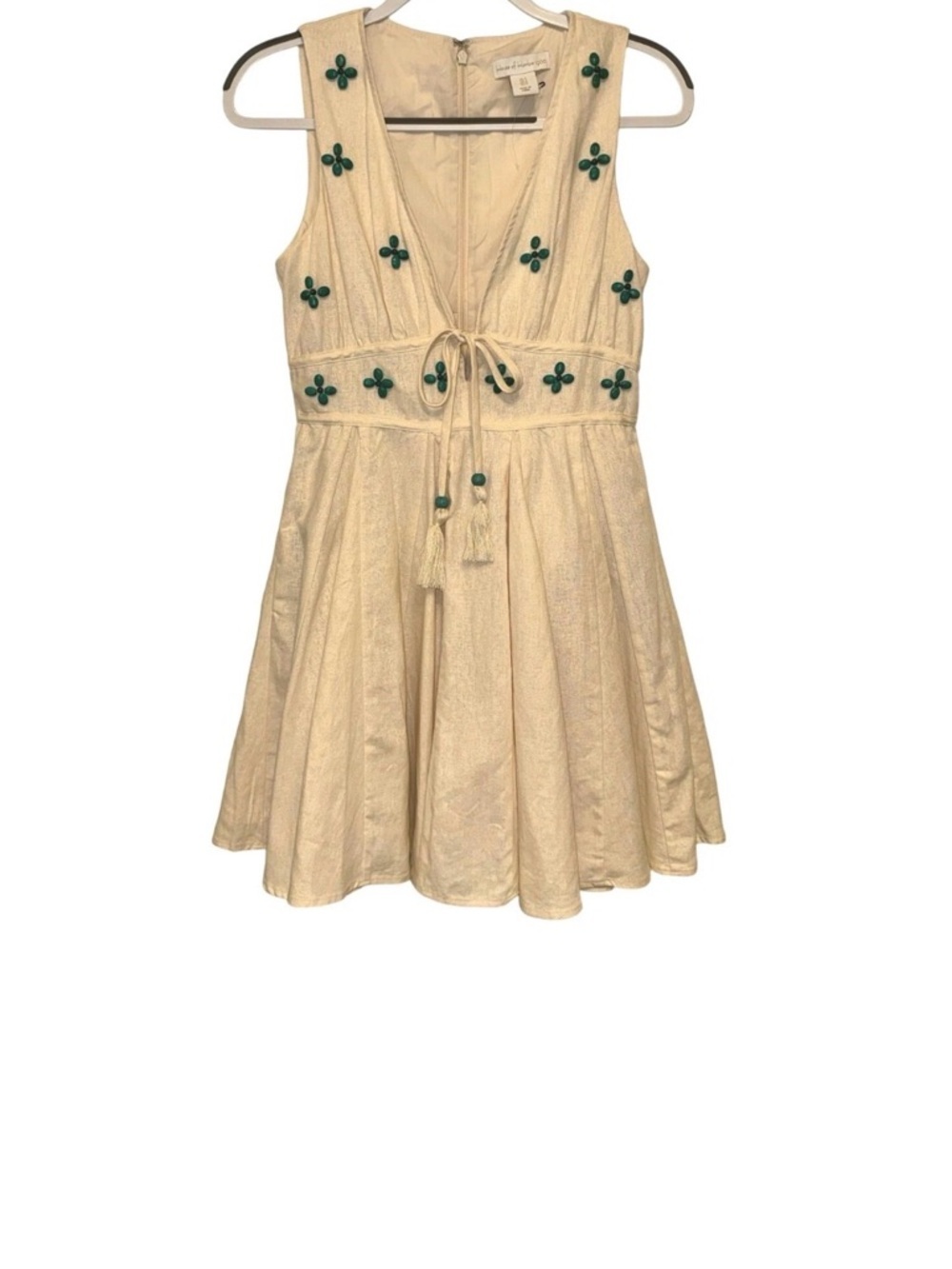 House of Harlow 1960 Cream Dress with Green Floral Embroidery 10 MISSING STONES